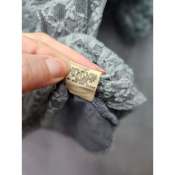 Gimmicks for BUCKLE Womens Lace Sage green Puff Sleeve Blouse Size S - Picture 3 of 4